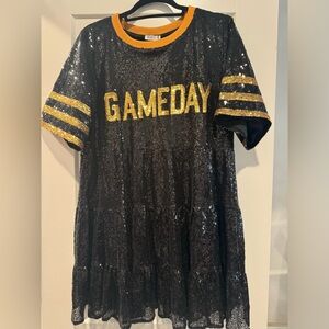 Sequin Game Day Dress, black and gold, size M